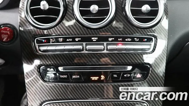 Mercedes-Benz GLC 2017 thumb 8