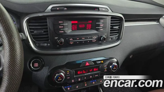 Kia Sorento 2015 thumb 5