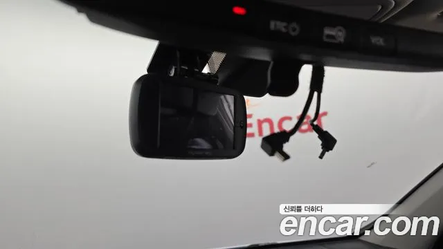 Kia K5 2019 thumb 2