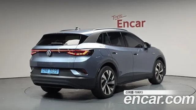 Volkswagen ID.4 2023 thumb 5