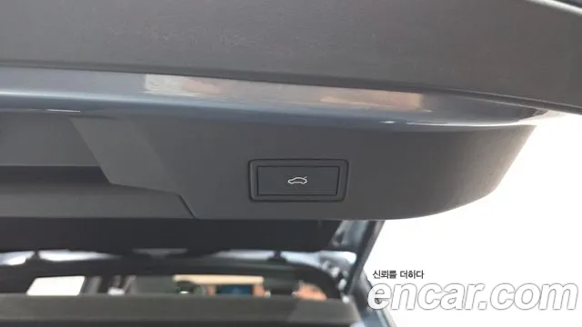 Volkswagen ID.4 2023 thumb 8
