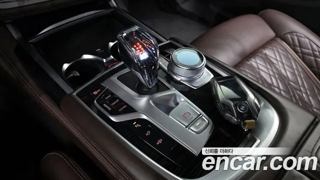 BMW 7 серии 2020 thumb 5