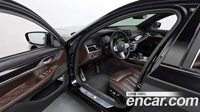 BMW 7 серии 2020 thumb 11