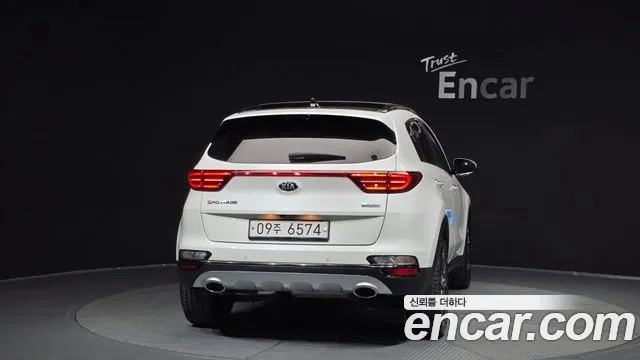 Kia Sportage 2018 thumb 5