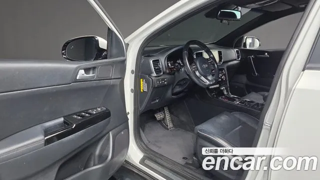 Kia Sportage 2018 thumb 4