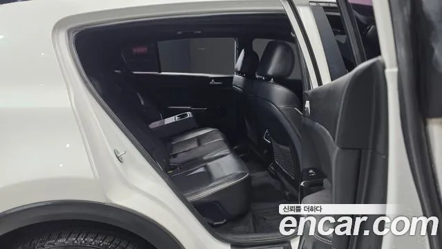 Kia Sportage 2018 thumb 7