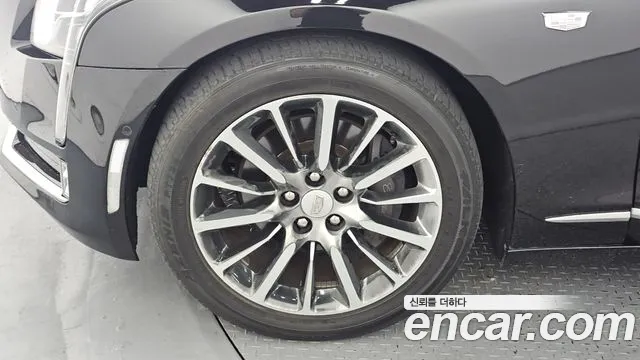 Cadillac CT6 2016 thumb 8