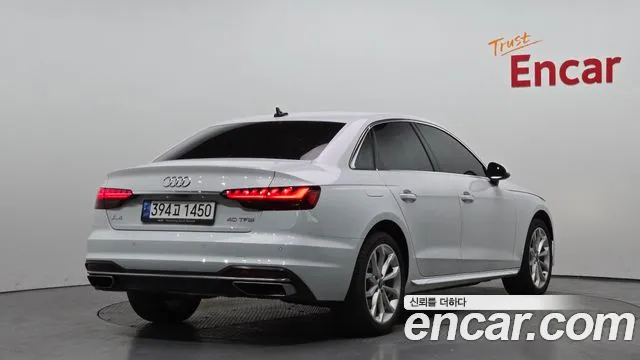 Audi A4 2022 thumb 12