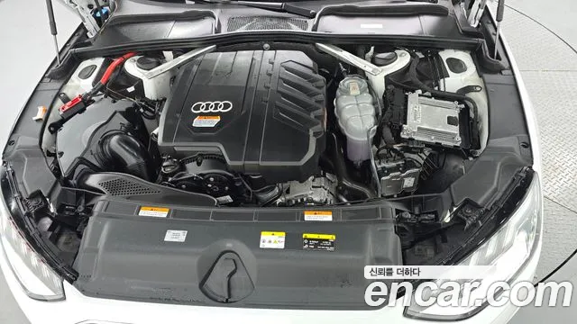 Audi A4 2022 thumb 3