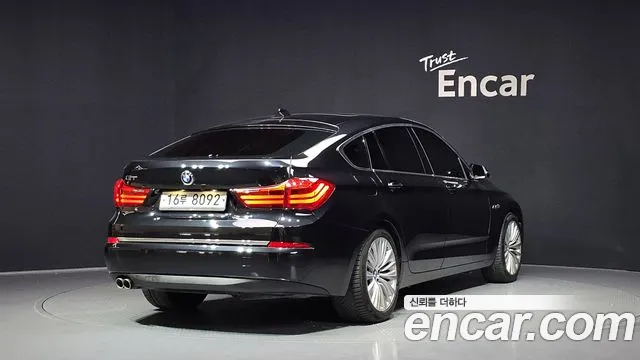 BMW 5 серии Gran Turismo 2014 thumb 11