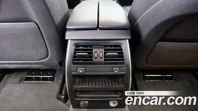 BMW 5 серии Gran Turismo 2014 thumb 6