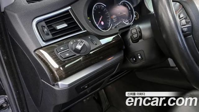 BMW 5 серии Gran Turismo 2014 thumb 9