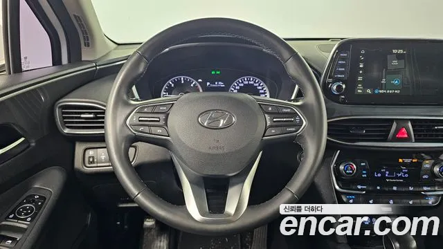 Hyundai Santa Fe 2018 thumb 8