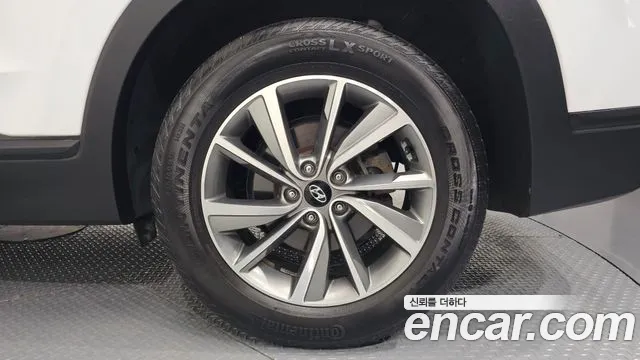 Hyundai Santa Fe 2018 thumb 5
