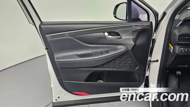 Hyundai Santa Fe 2018 thumb 3