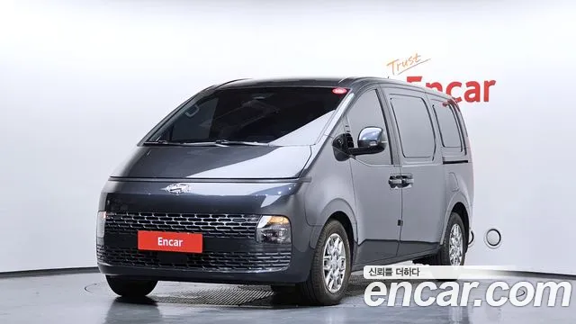 Hyundai Staria 2021 thumb 2
