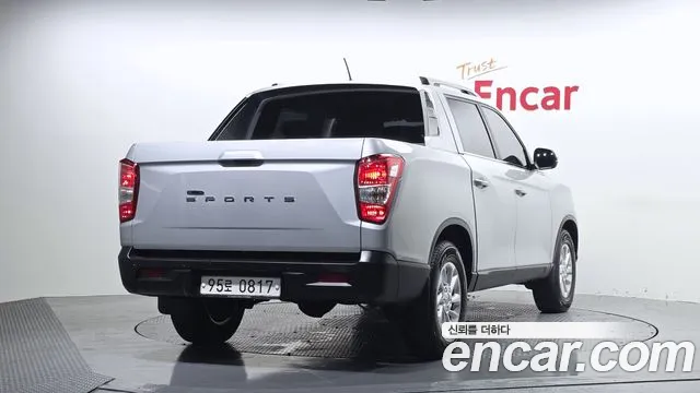 KGM Rexton 2018 thumb 8