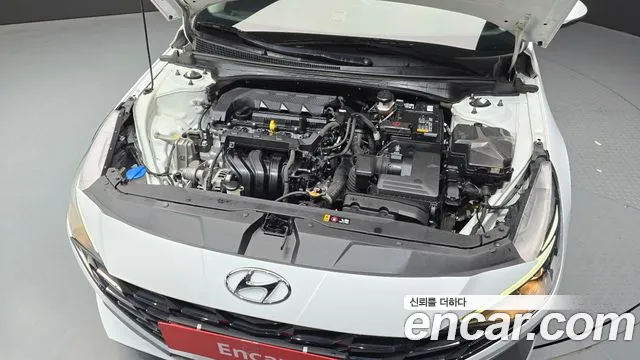 Hyundai Elantra 2022 thumb 12