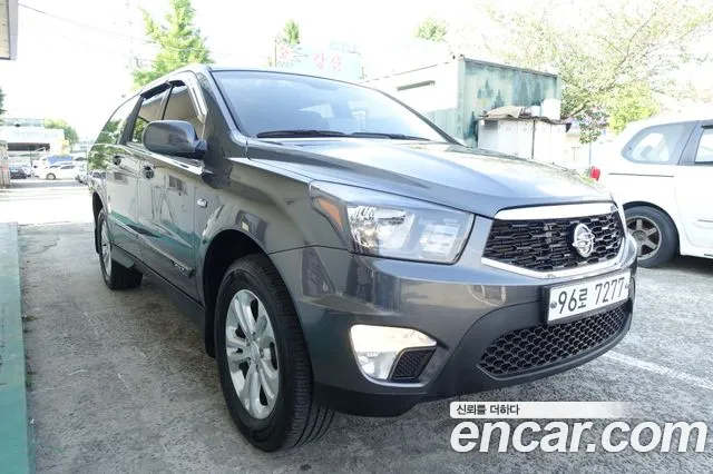 KGM Korando 2016 thumb 3