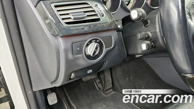 Mercedes-Benz CLS 2012 thumb 2