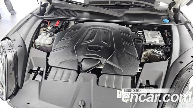 Porsche Cayenne 2023 thumb 11
