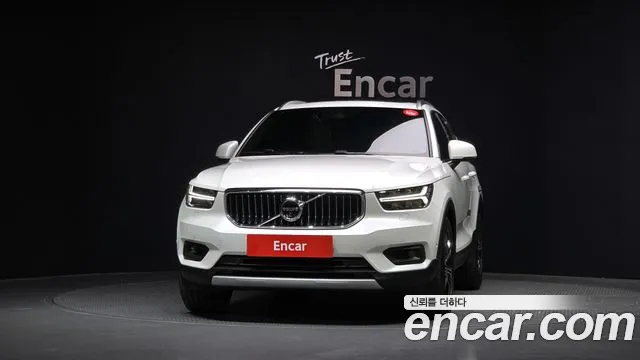Volvo XC40 2020 thumb 11