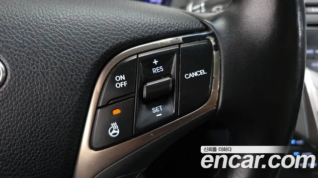 Hyundai Grandeur 2013 thumb 10