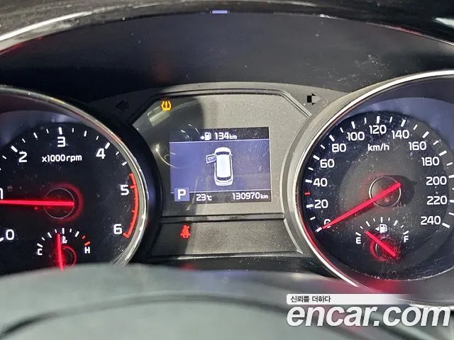 Kia Carnival 2019 thumb 6