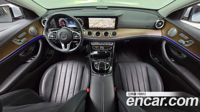 Mercedes-Benz E-Class 2020 thumb 6