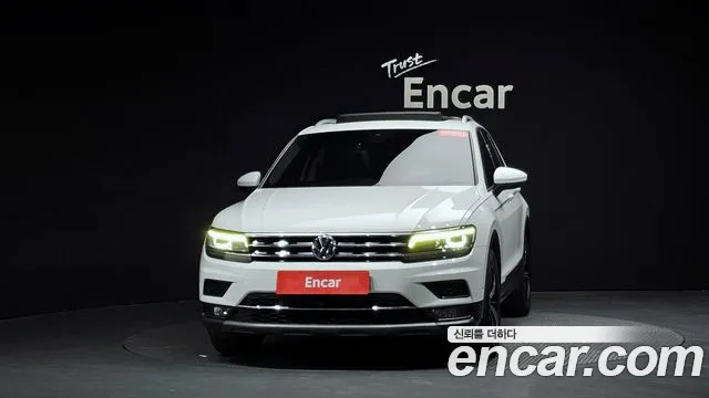Volkswagen Tiguan 2018 thumb 3