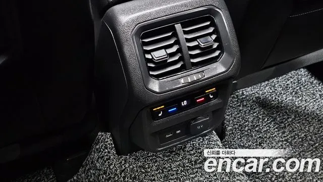 Volkswagen Tiguan 2018 thumb 9