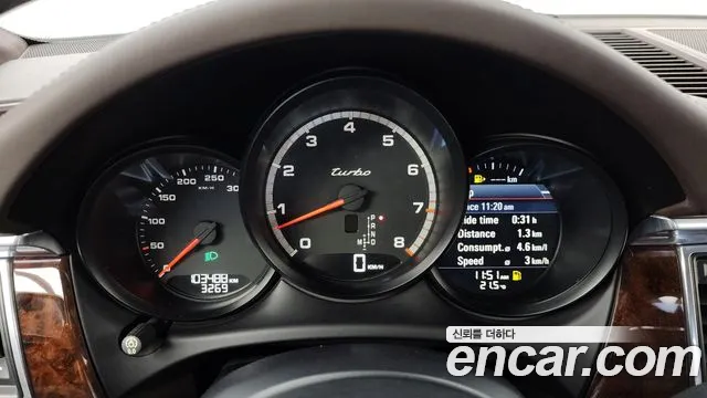 Porsche Macan 2015 thumb 11