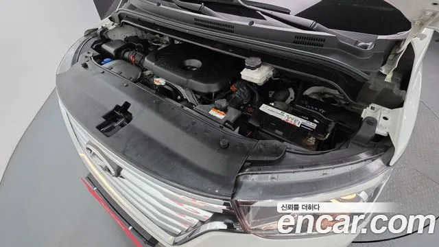 Hyundai Staria 2020 thumb 10