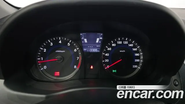 Hyundai Accent 2011 thumb 7