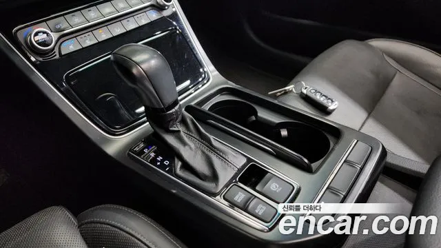 Hyundai Grandeur 2016 thumb 6