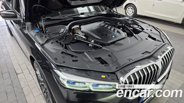 BMW 7 серии 2022 thumb 2