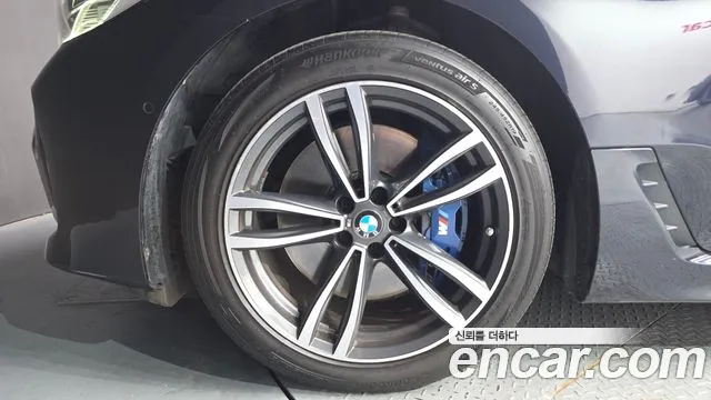 BMW 6 серии Gran Turismo 2021 thumb 3