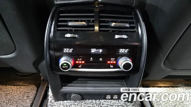 BMW 6 серии Gran Turismo 2021 thumb 12