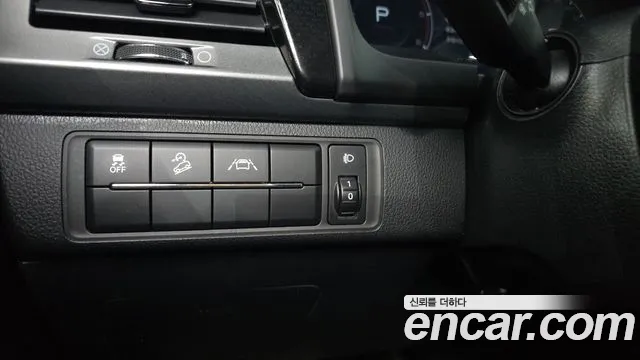 KGM Rexton 2022 thumb 10