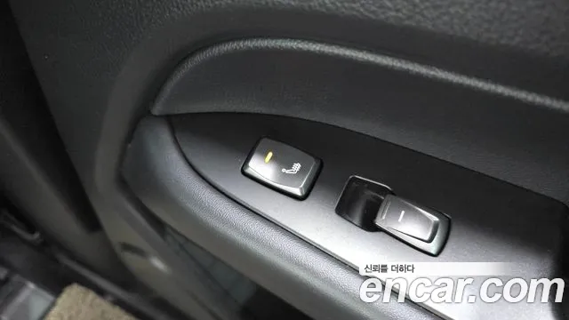 KGM Rexton 2022 thumb 11