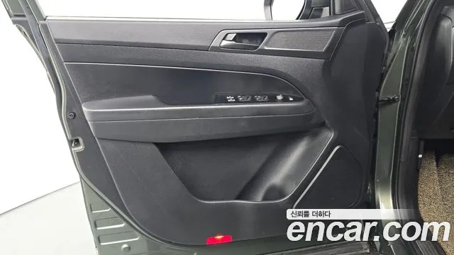 KGM Rexton 2022 thumb 3