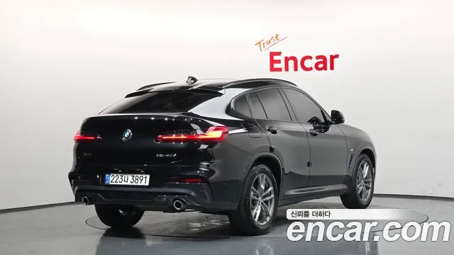BMW X4 2019 thumb 10