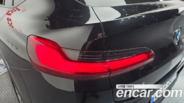 BMW X4 2019 thumb 4