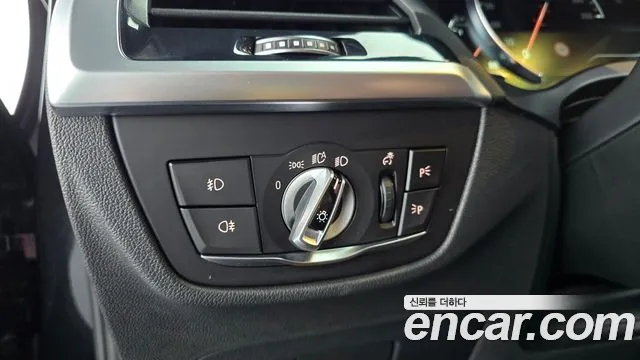 BMW X4 2019 thumb 9