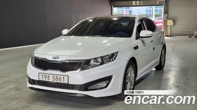 Kia K5 2010 thumb 3