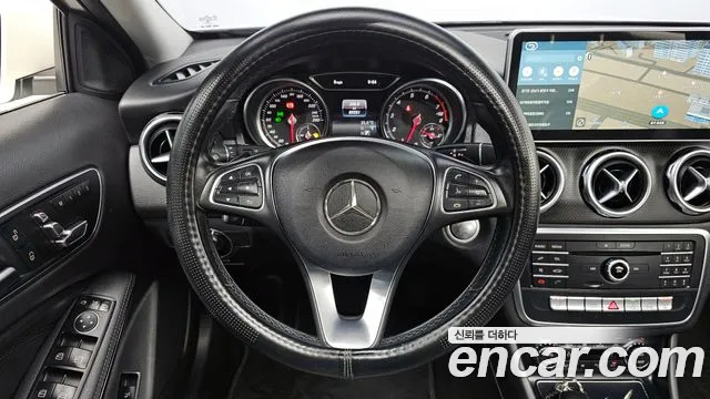 Mercedes-Benz A-Класс 2018 thumb 8