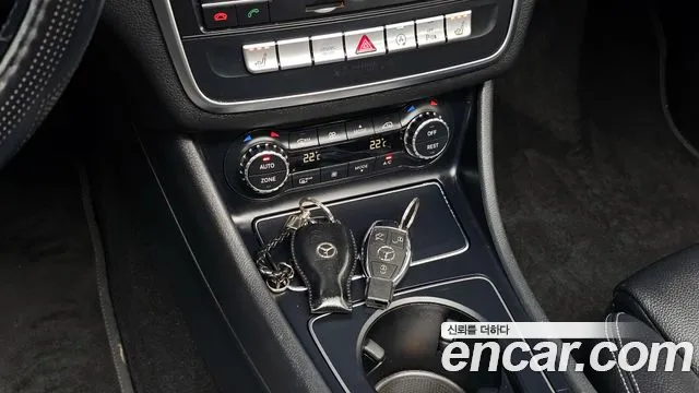 Mercedes-Benz A-Класс 2018 thumb 12