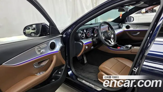 Mercedes-Benz E-Class 2020 thumb 5