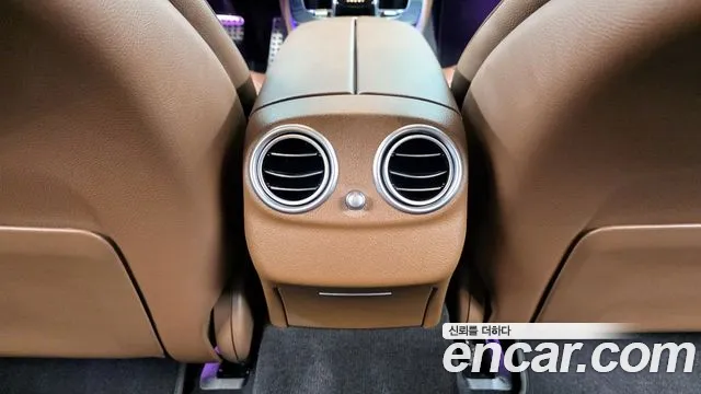 Mercedes-Benz E-Class 2020 thumb 8
