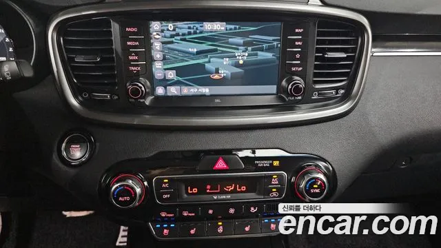 Kia Sorento 2017 thumb 9